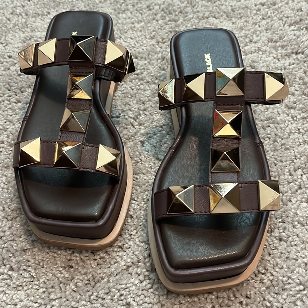 NWOT ALL BLACK pyramid t sandal in Brown/Gold - Size 36 EUR - Picture 2 of 14